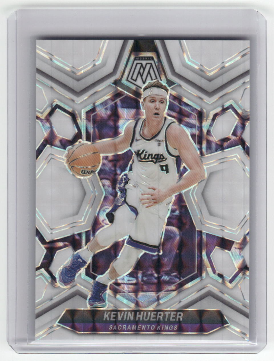 2023-24 KEVIN HUERTER White Prizm 6/25 SSP Mosaic Kings #10
