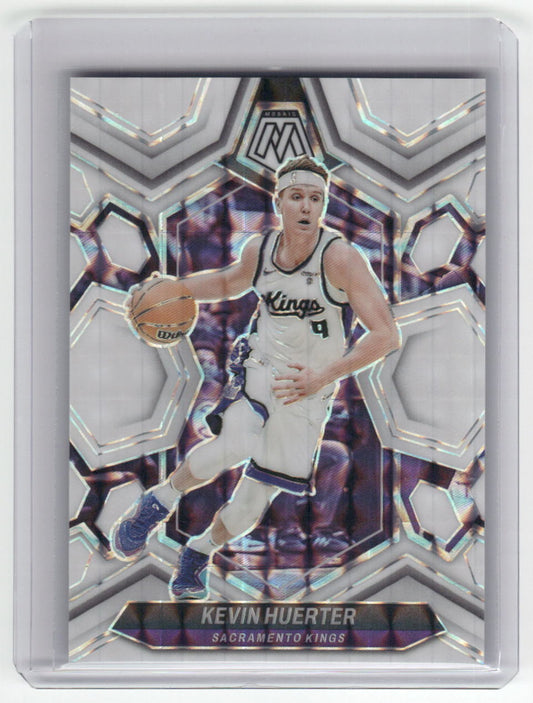 2023-24 KEVIN HUERTER White Prizm 6/25 SSP Mosaic Kings #10
