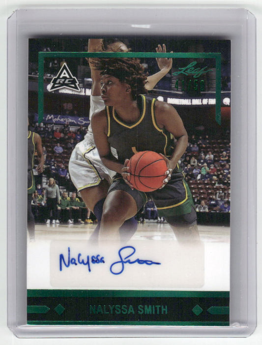2022-23 NALYSSA SMITH Memories Basketball Green Auto 41/50 GLR-NS1
