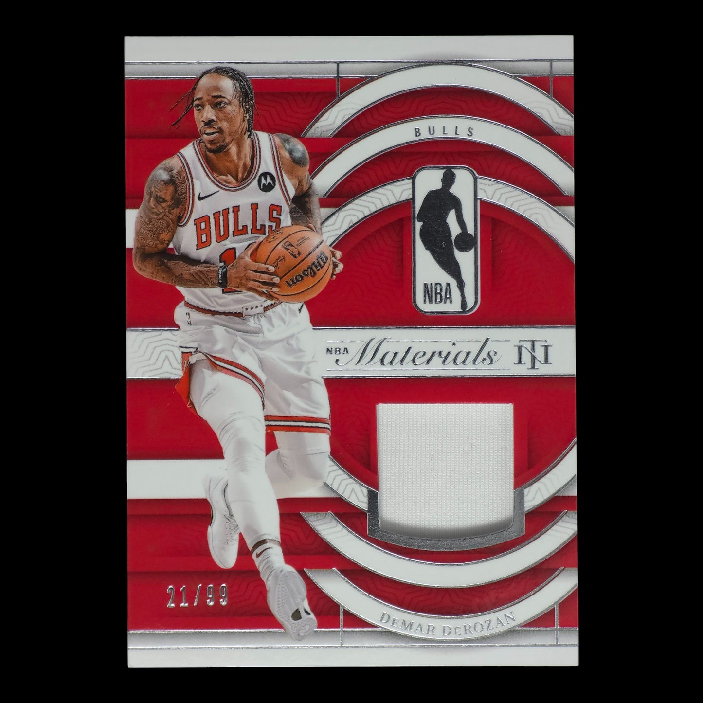 2023-24 DeMAR DeROZAN NBA Materials Game Worn 21/99 National Treasures NM-DEM