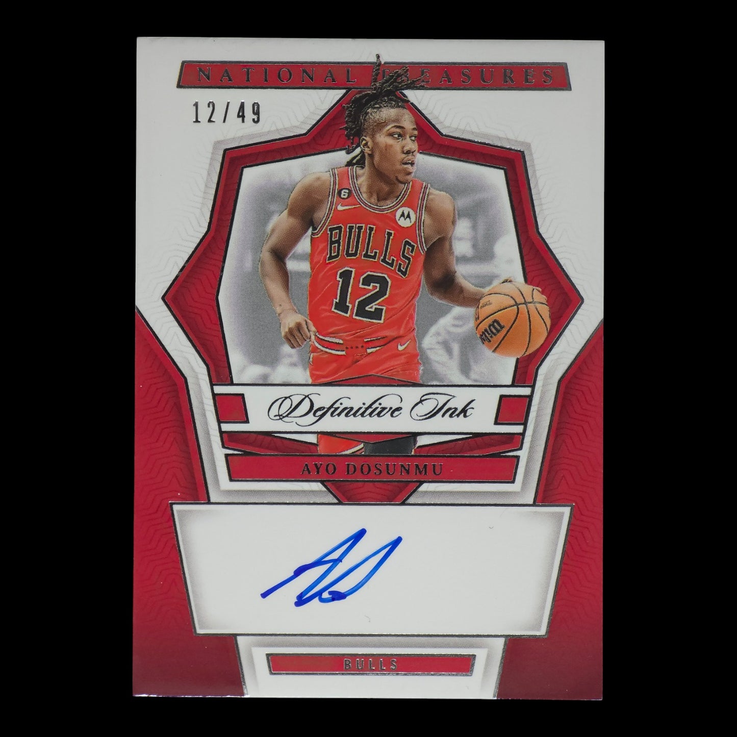 2023-24 AYO DOSUNMU Definitive Ink on card Auto 12/49 National Treasures DI-AYO