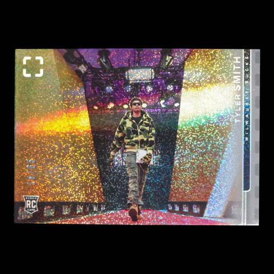 2024-25 TYLER SMITH Stardust 16/65 Photogenic Bucks #161