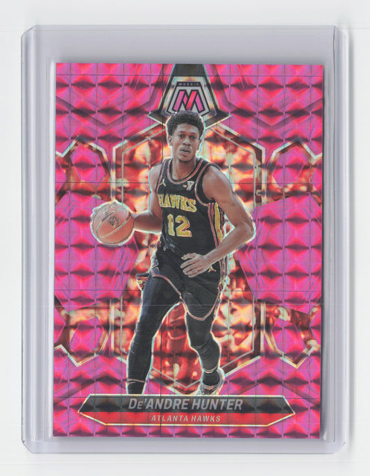 2023-24 De'ANDRE HUNTER Pink Prizm 132/149 Mosaic Hawks #16